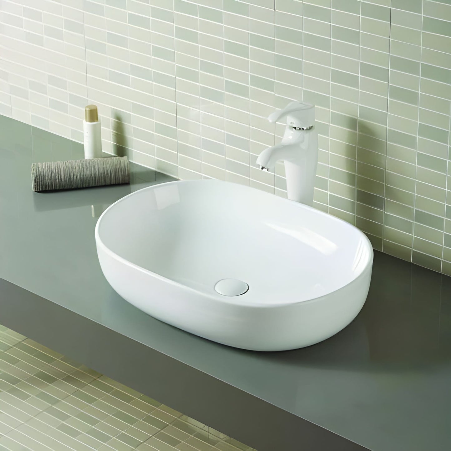 Gloss White Oval Ceramic Basin | 490x395x150mm