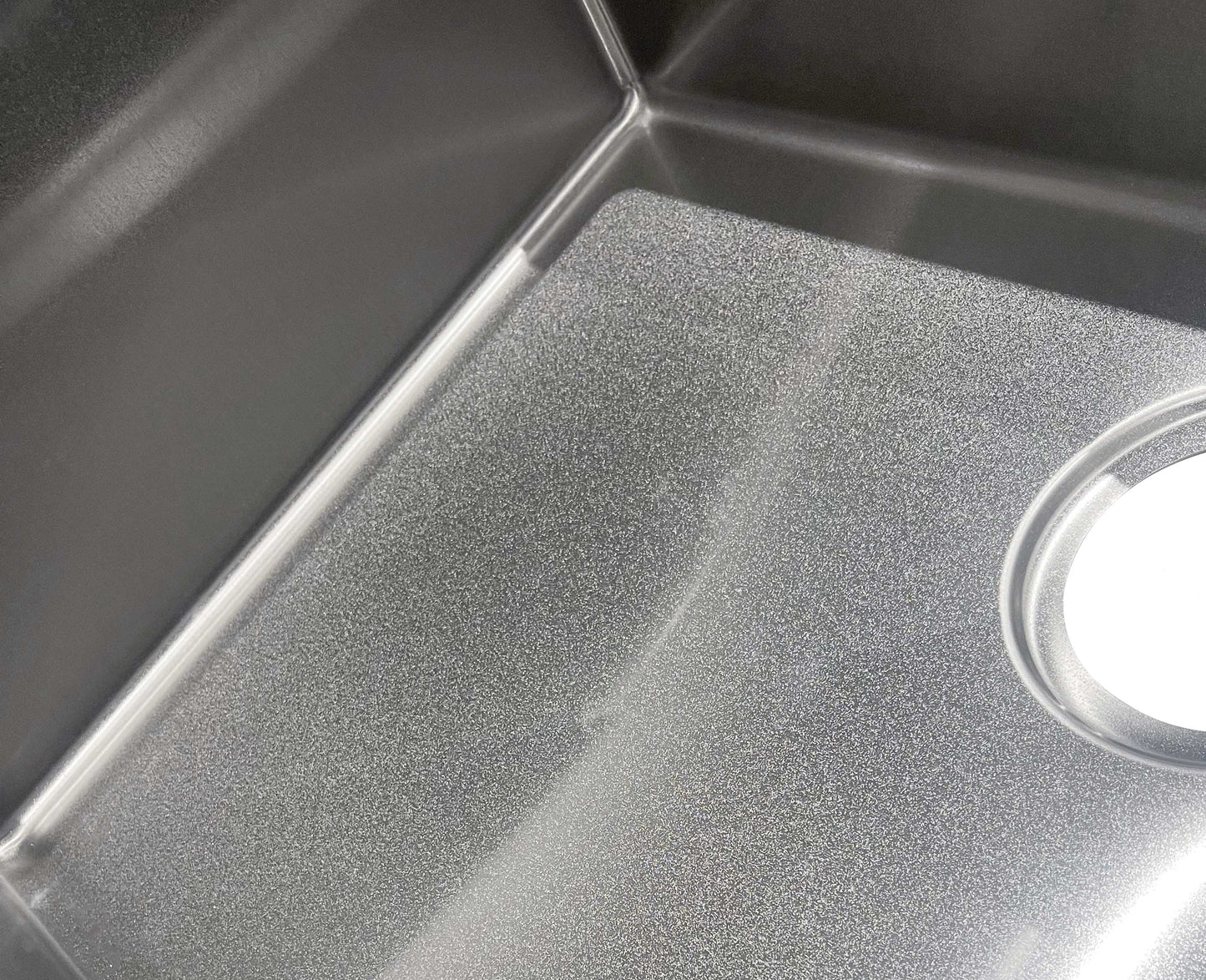 Axon Sink 690X440X220