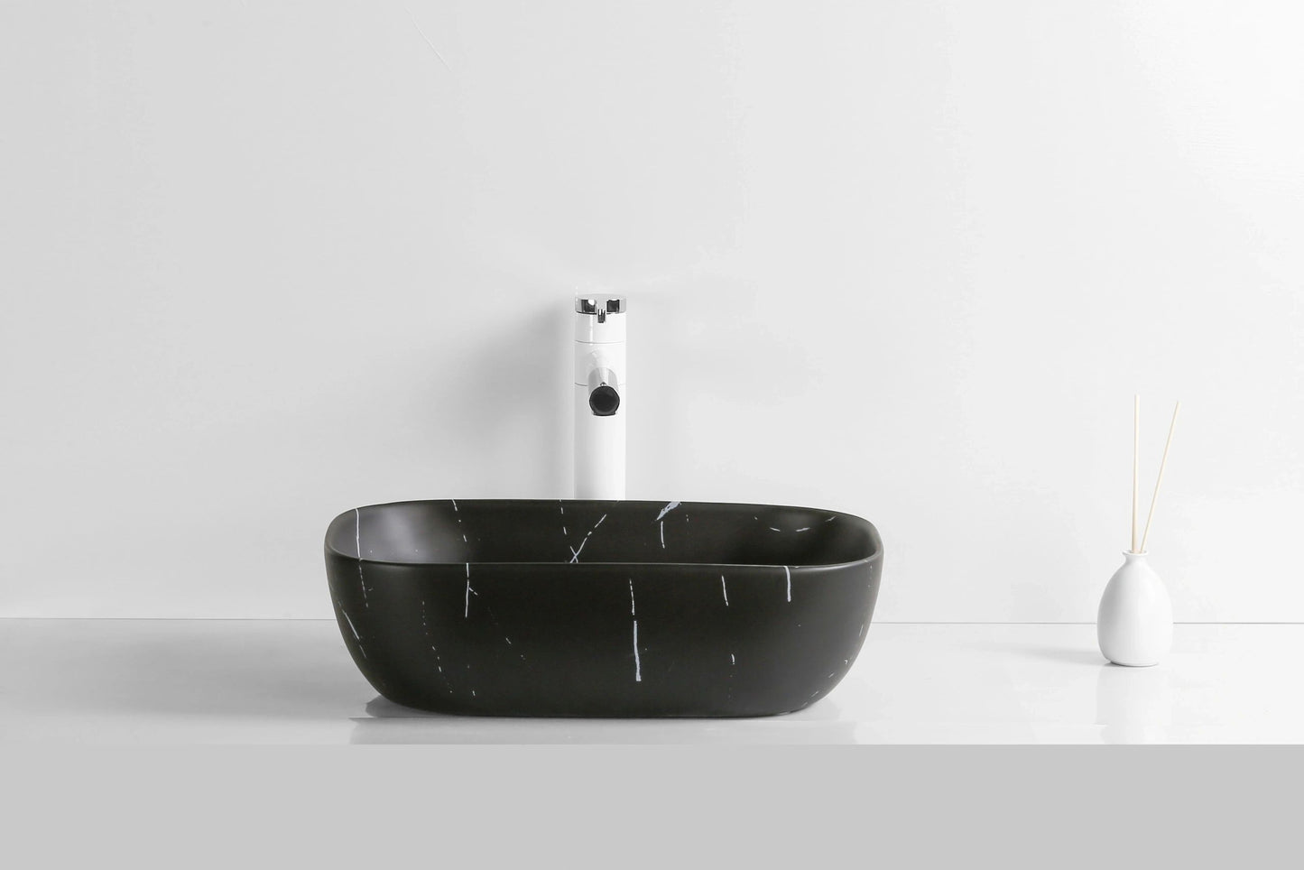 Above Counter Ceramic Basin Matte Black
Carrara460*330*135