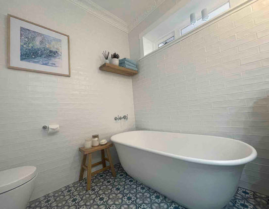 Blanche 162 TitanCast Bath - Satin Silk White