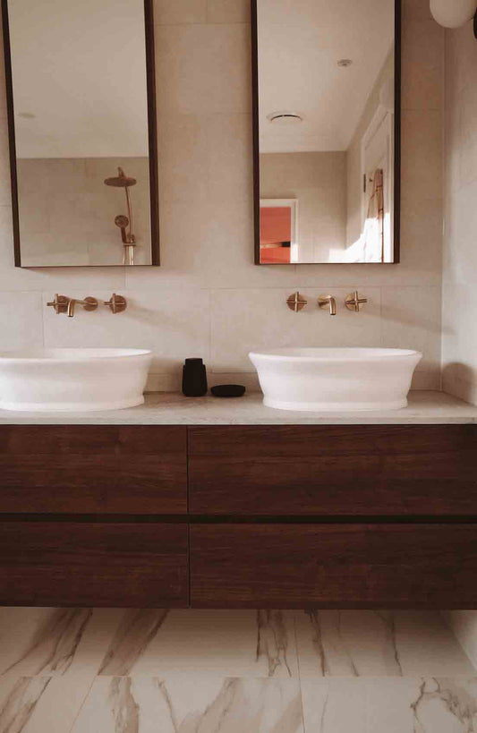 Cambridge 54x39 TitanCast Basin - Gloss White