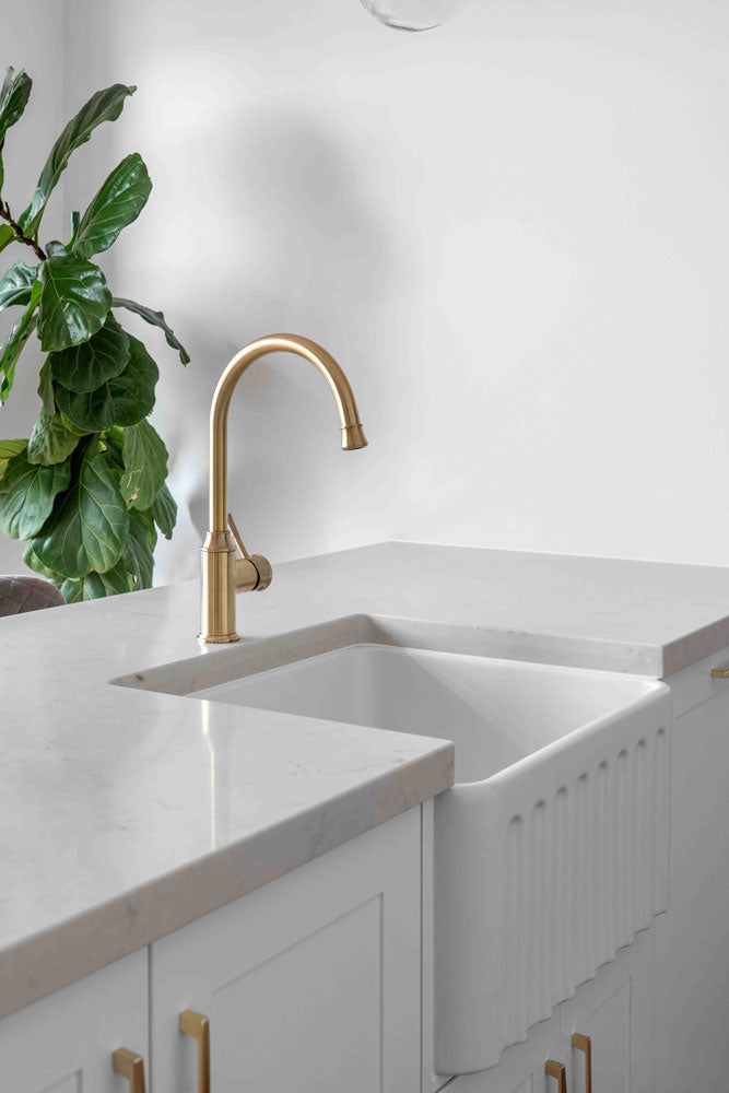 Novi 50x46 Fireclay Butler Sink - Gloss White