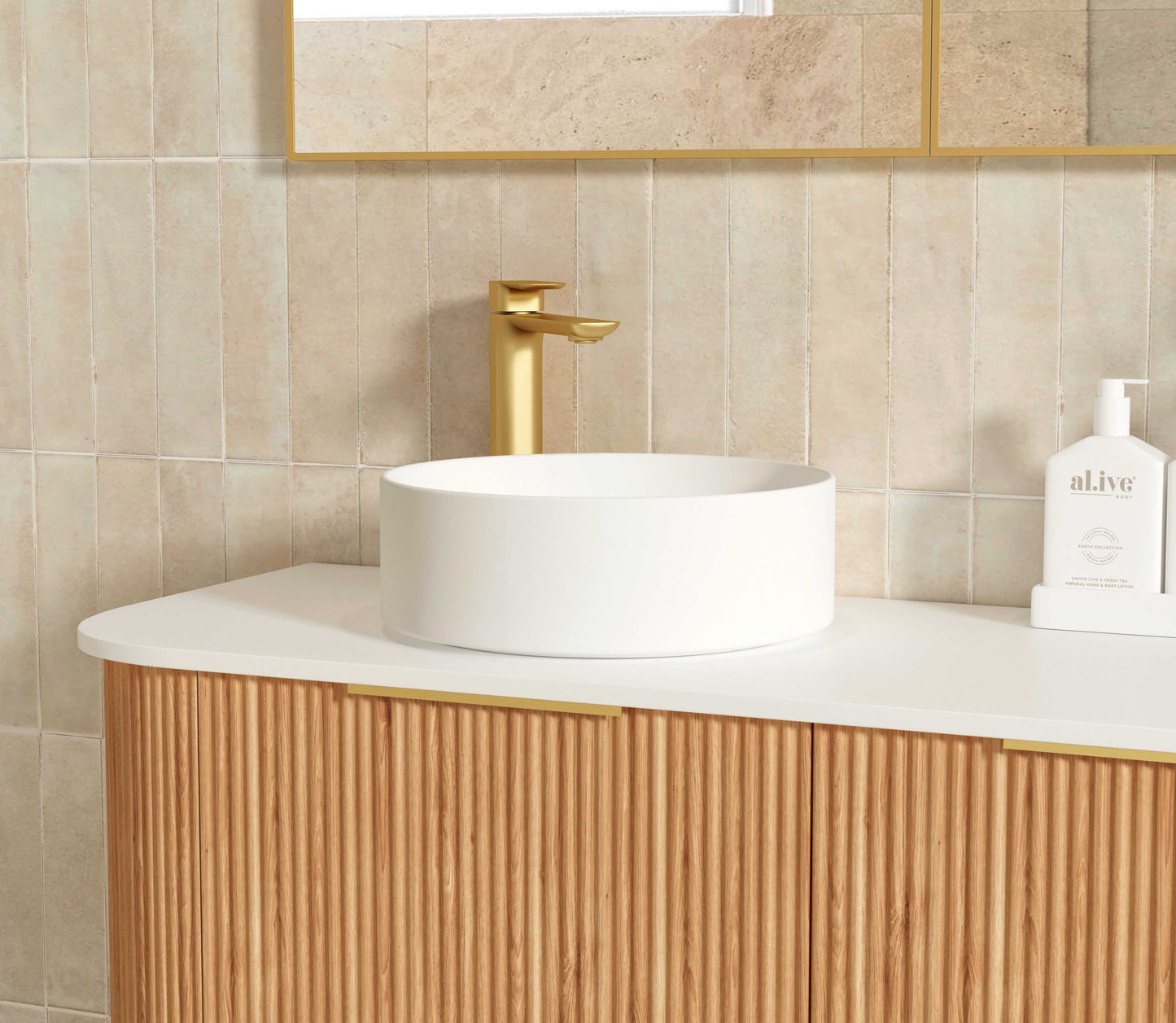 Bondi Fluted 1800mm Woodland Oak Curve Cabinet Only