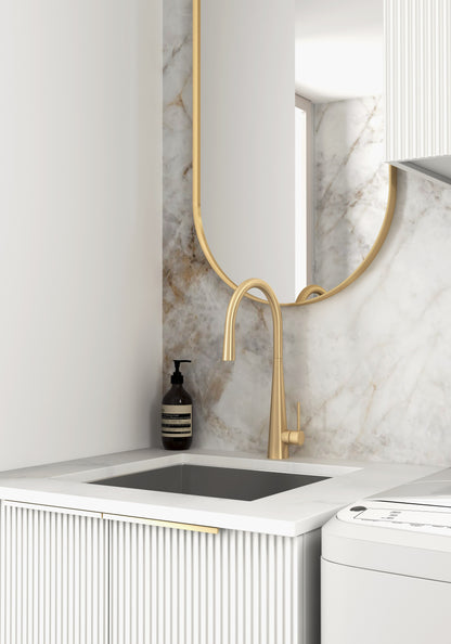 Wall and Base Cabinets Kit 650 Bondi White with Pure White Top