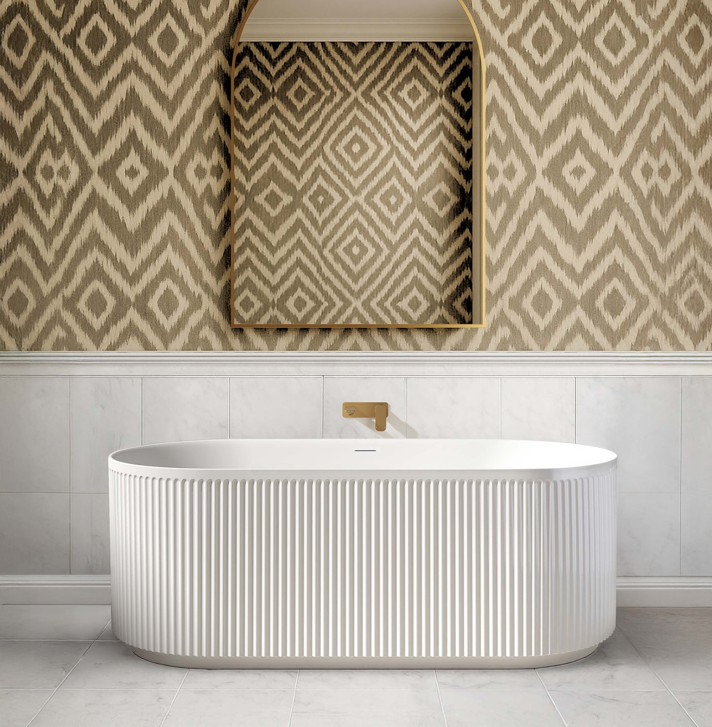 Attica Havana 1500 Gloss White Freestanding Bath with Overflow