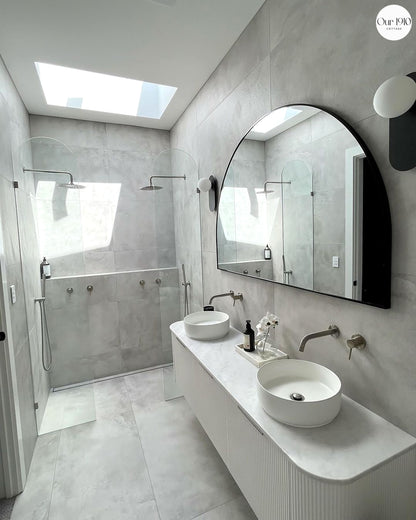 Bondi 1800mm Satin White Fluted Wall Hung Curve Cabinet Only