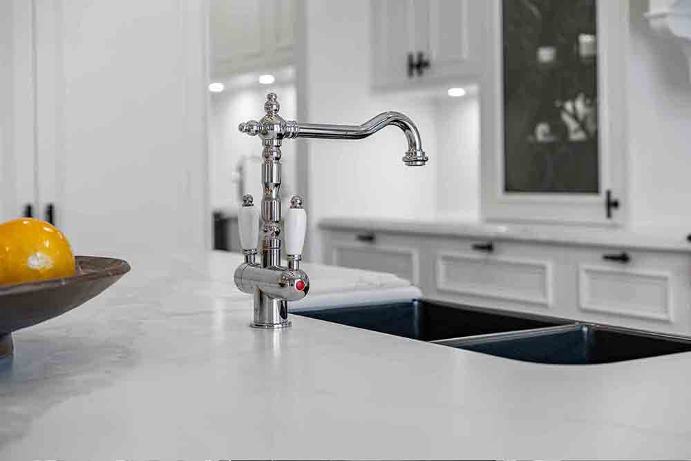 Novi 85x46 Double Bowl Fireclay Butler Sink - Matte Black