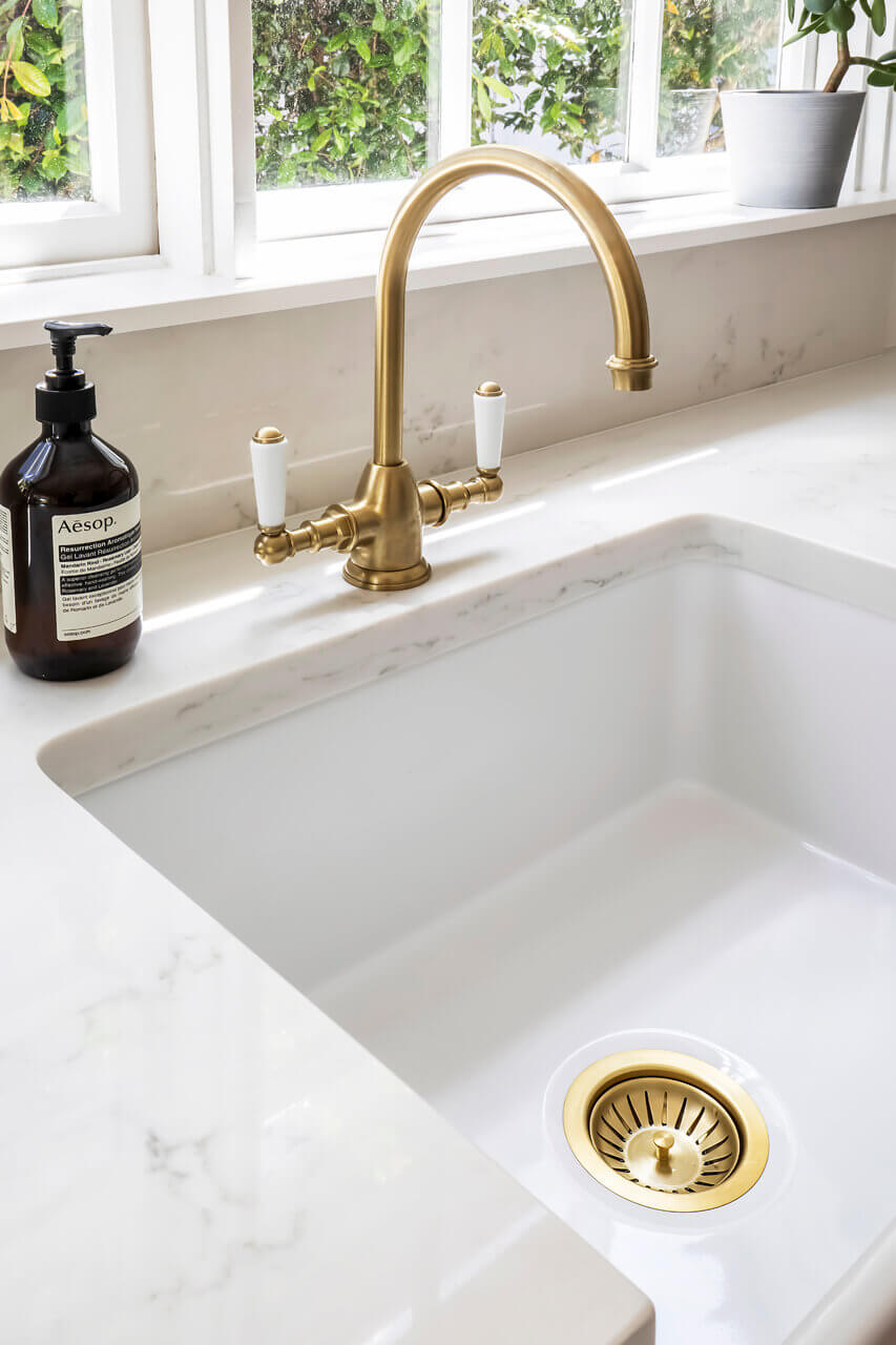 90x50 Brushed Brass PVD Basket Waste & Long Bolt