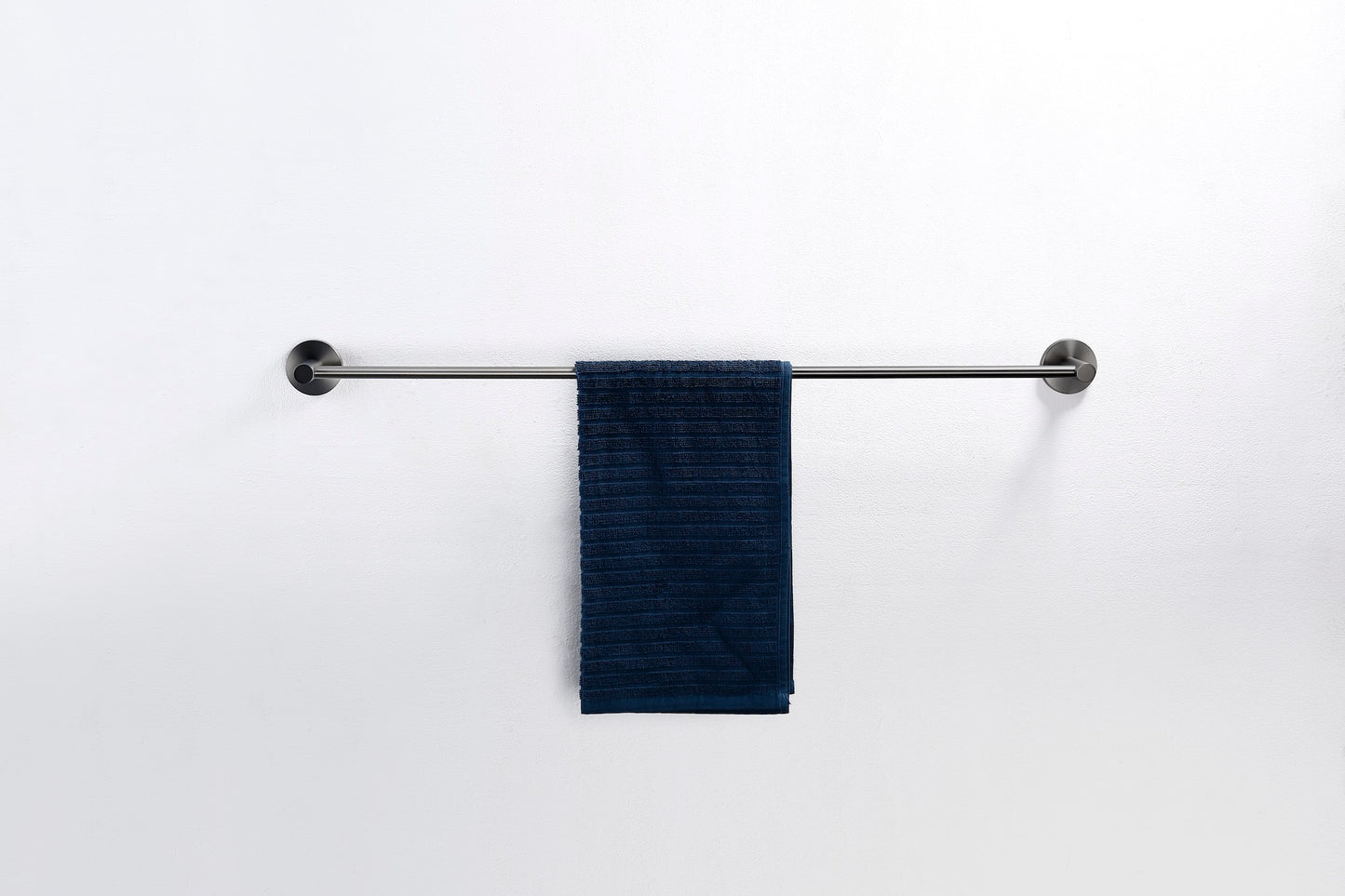 Lux S2 800mm Single Towel Rail - Gunmetal