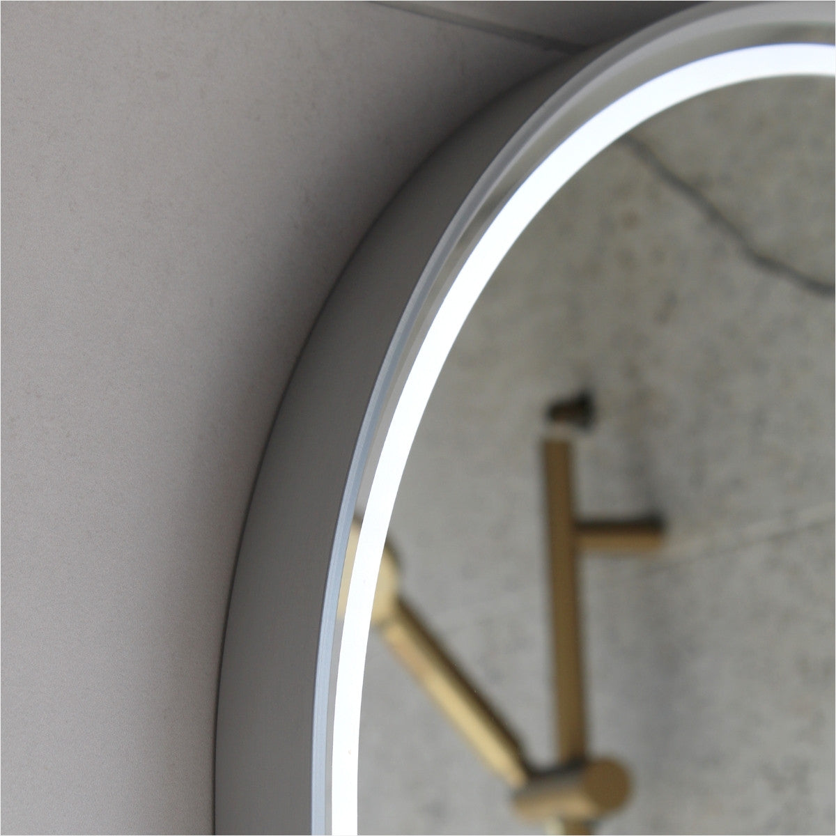 Dressing LED Mirror - 1600x650mm **Discontinued/Clearance Stock No Exchange or Refund