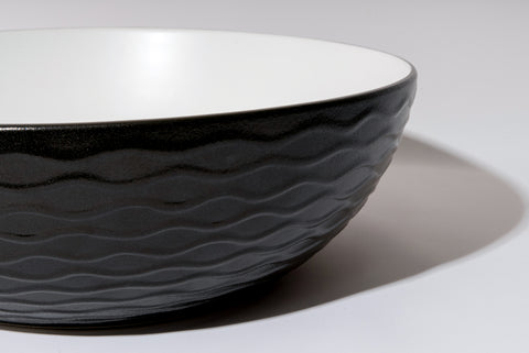 395*395*120mm Polar Black Textured Exterior Finish with Water Ripes & Matte White Interior Finish Above Counter Basin