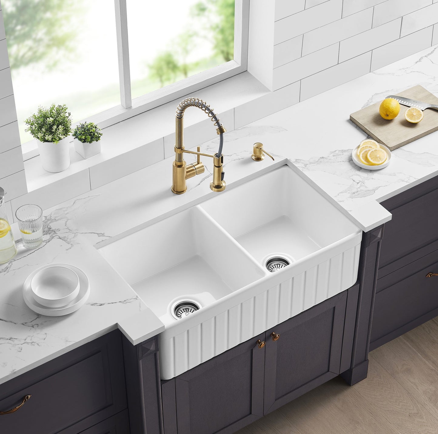 828mm Greenwich Fireclay Farmhouse Double Sink - Fluted & Flat Reversible - Gloss White