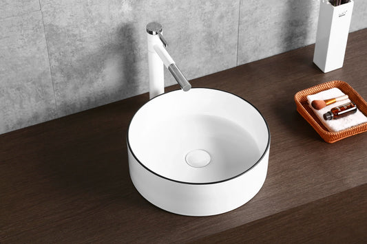 Gloss White / 
Black Edge
Above Counter Basin 400*400*130