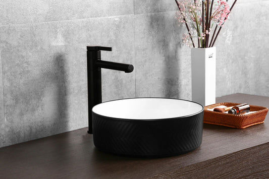 Inner Gloss White / 
Outer Matt Black
Above Counter Basin 360*360*120