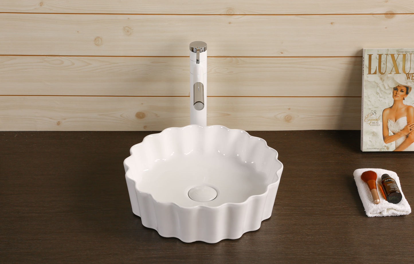 Gloss White
Above Counter Basin 385*385*110