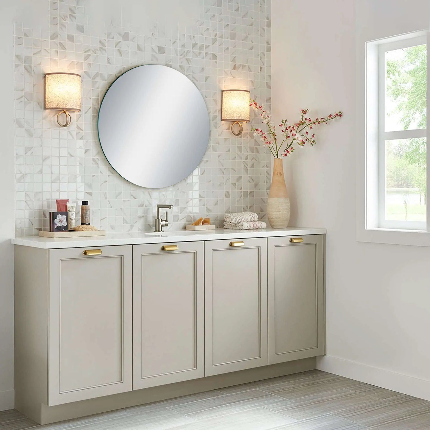Non-Iuminous Pencil Edge Round Mirror-
D600mm