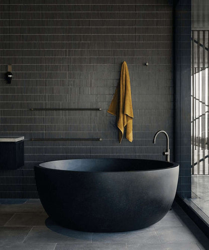 1350 Dia mm Pietra Bianca - Romeo Freestanding Bathtub