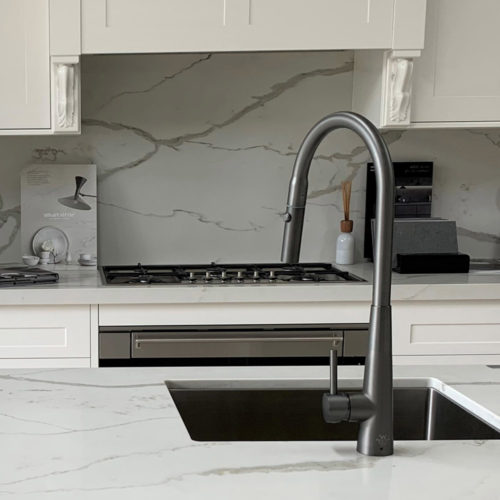 XCEL   Stainless Steel Gooseneck XPRESSFIT retractable dual spray mixer with conical base - Gun Metal