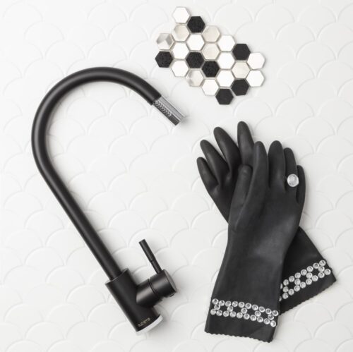 XPLORER     Stainless Steel Gooseneck XPRESSFIT retractable mini pull out mixer with designer nozzle Black & Bling