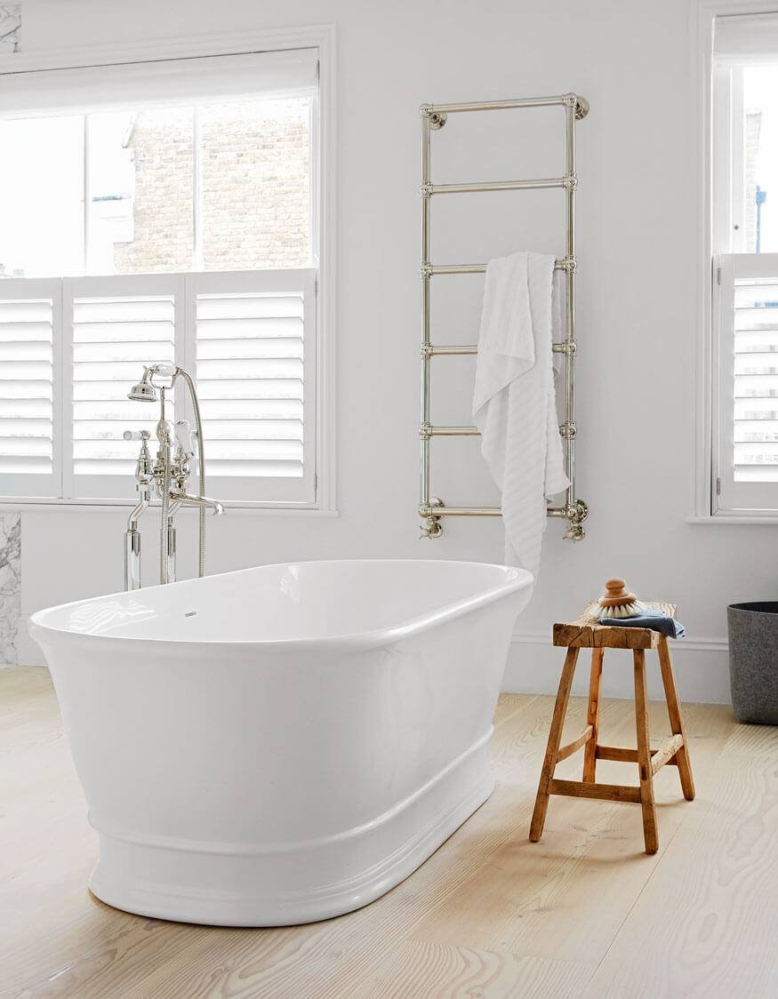 Cambridge 174 TitanCast Bath - Satin Silk White