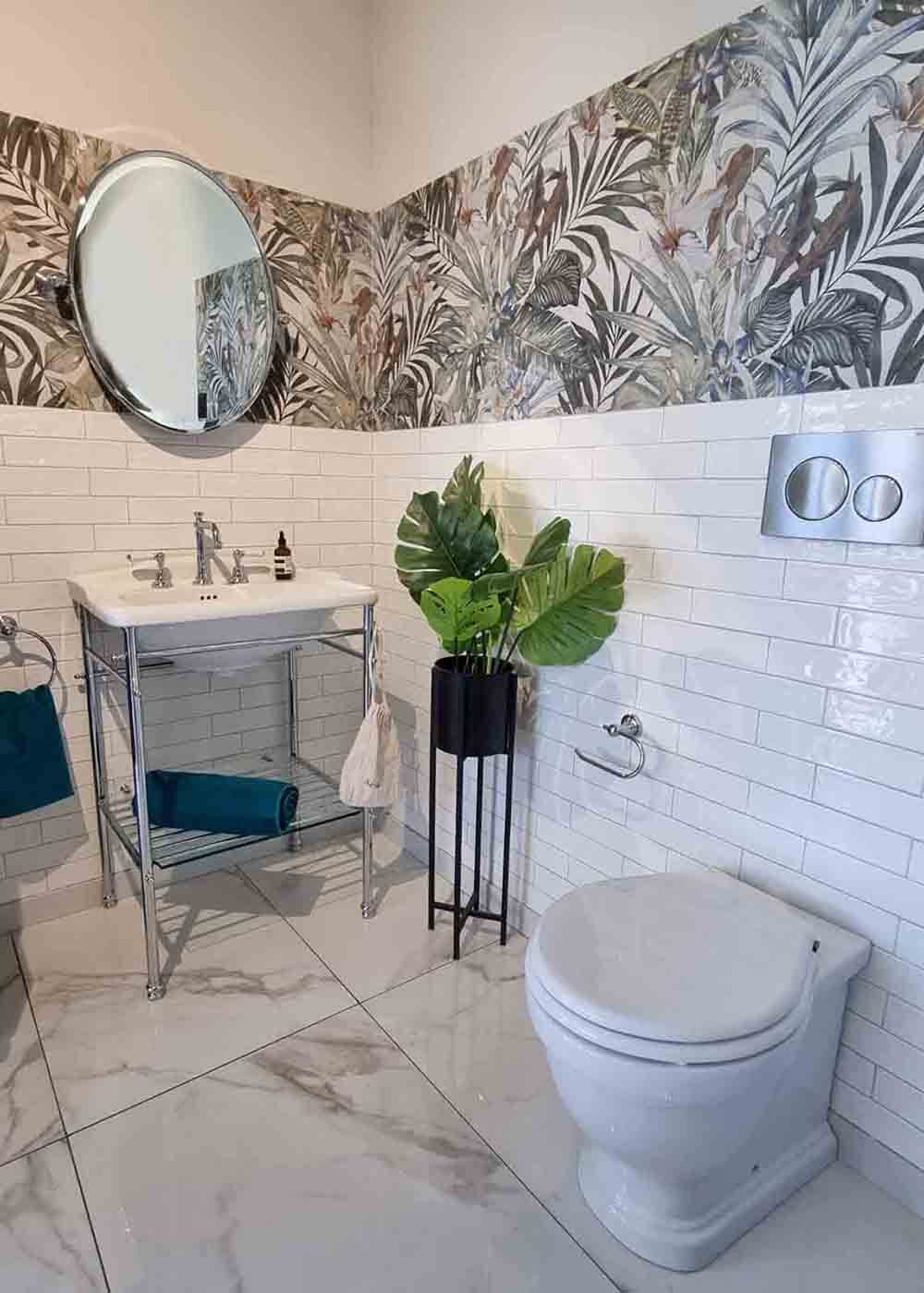 Claremont Floor Mounted Pan with Chrome Hinges, Seat and Pan Bend