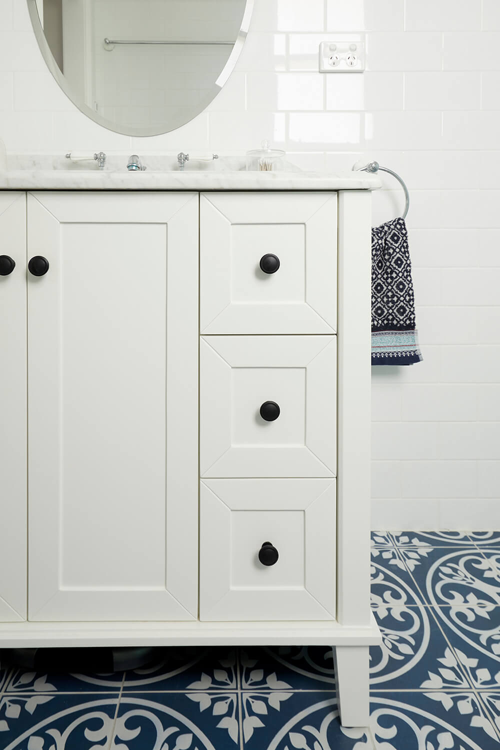 Coventry 90x55 White Vanity with Marble Top & Under Counter Basin - 1TH