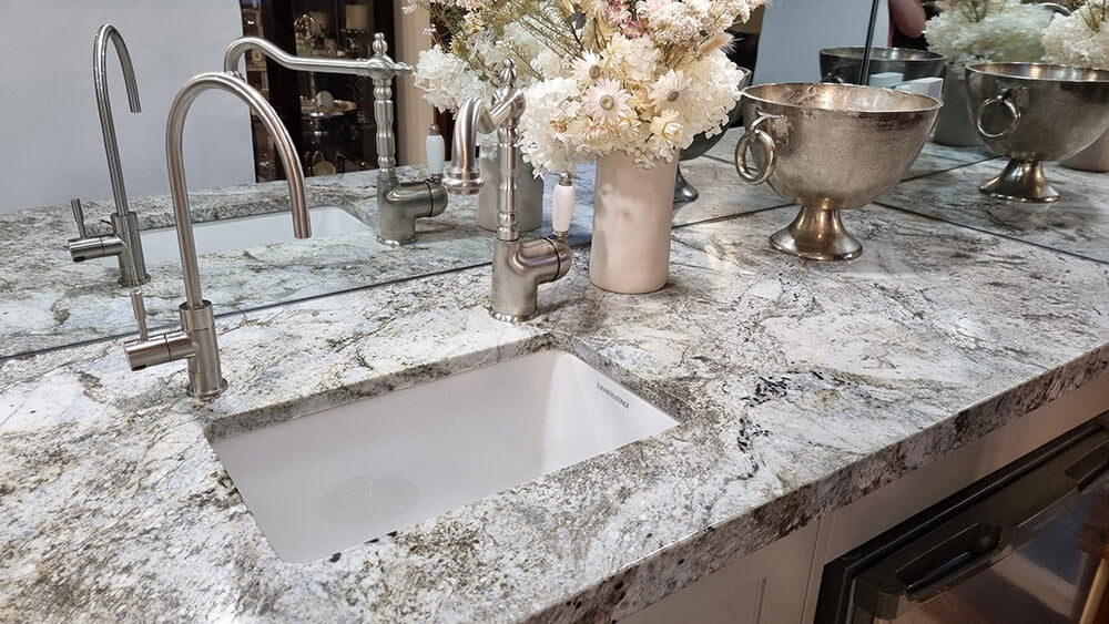 Cuisine 30x46 Inset / Undermount Fireclay Sink
