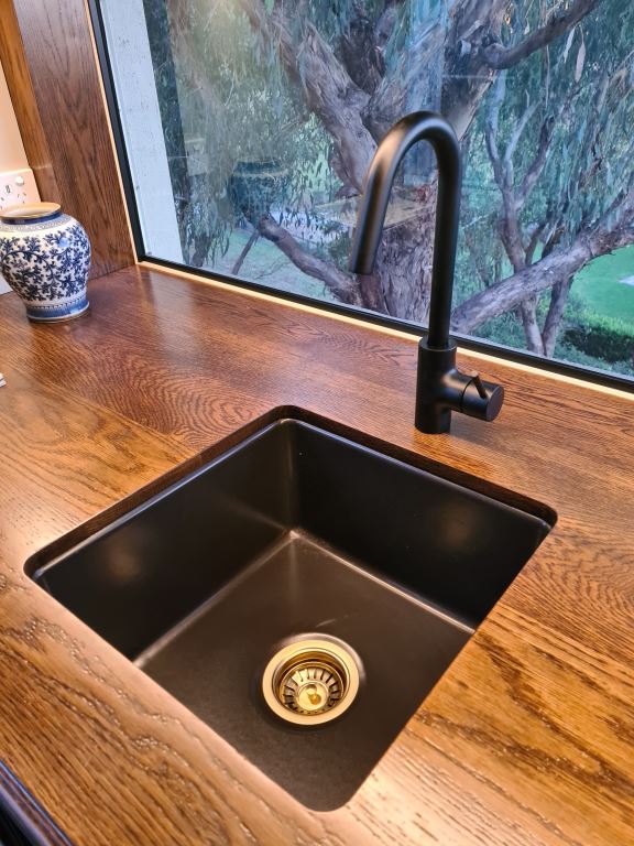 Cuisine 46x46 Inset / Undermount Fireclay Sink Matte Black with Overflow