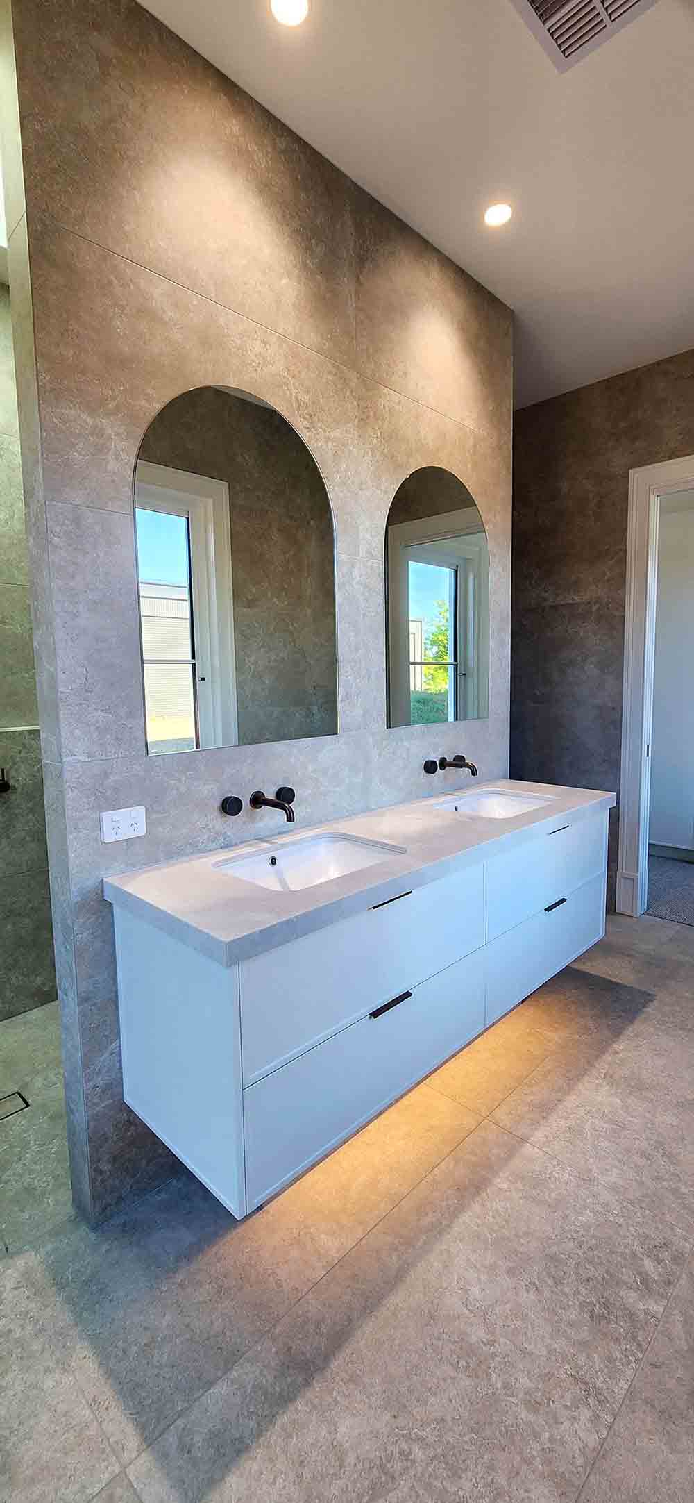 Fino Large 55x41 Under Counter Basin - Gloss White