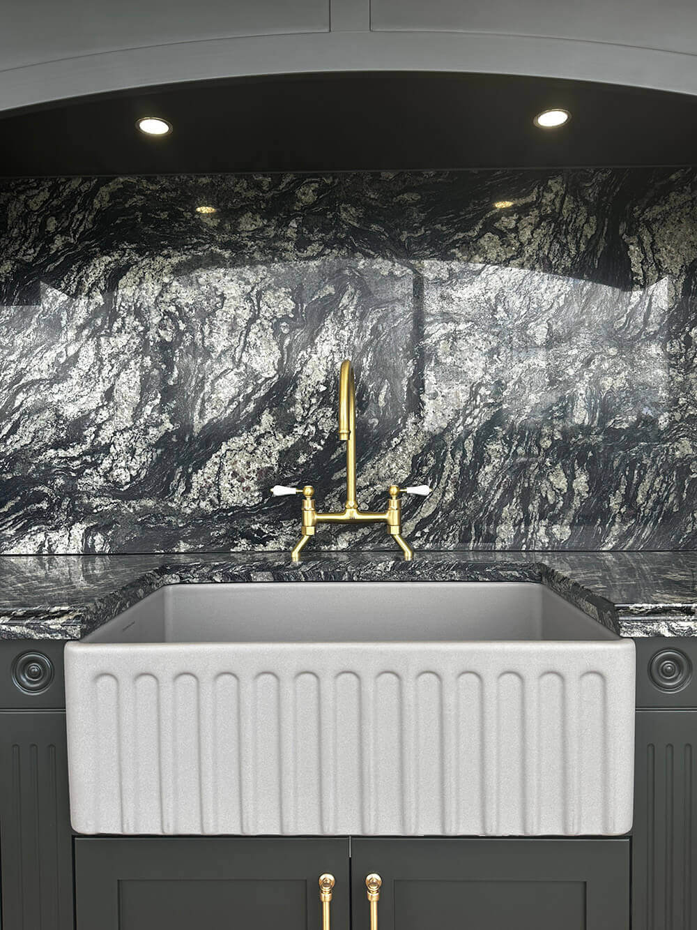Novi 75x46 Fireclay Butler Sink - Concrete Look