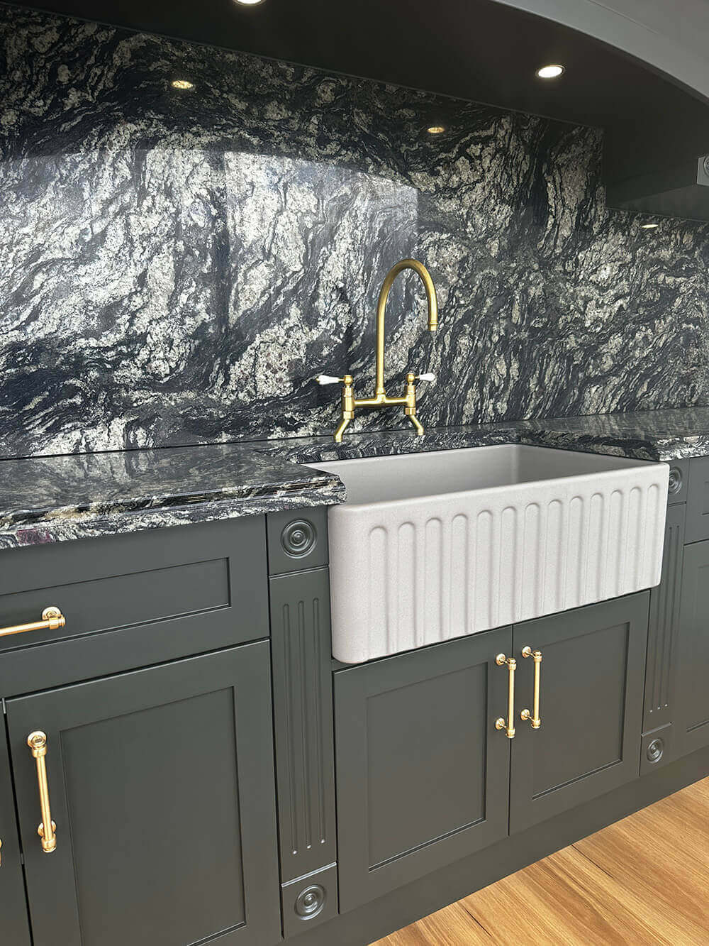 KIT - Novi 75x46 Fireclay Butler Sink - Concrete Look With Overflow Incl. Waste