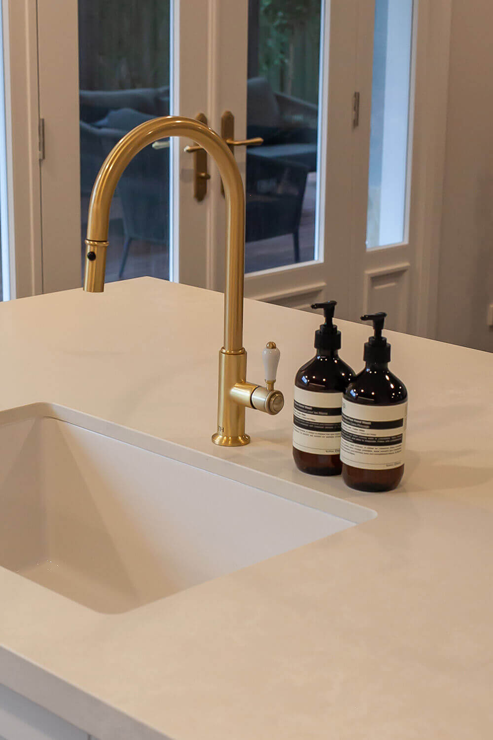 Ludlow Pull Out Sink Mixer - Brushed Brass