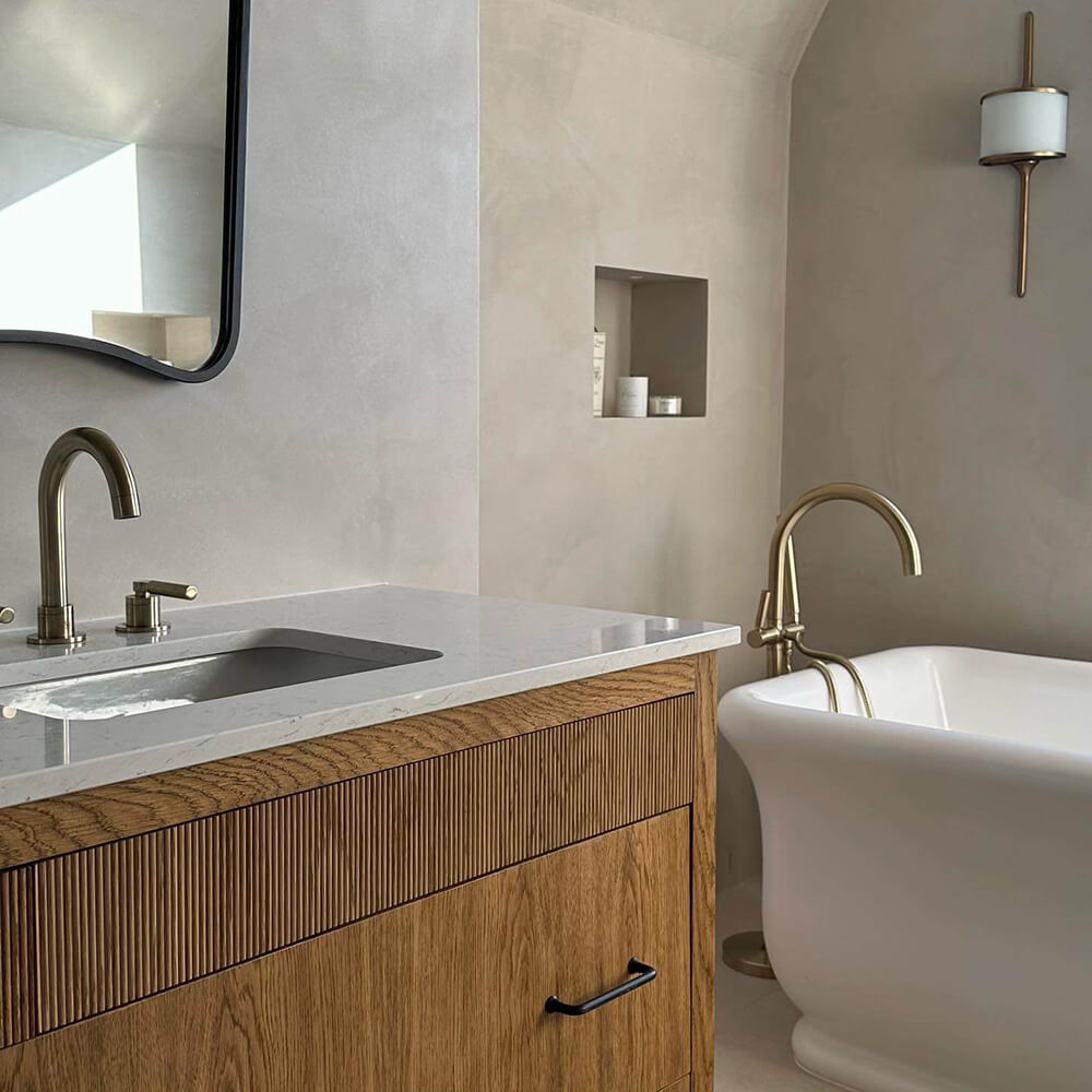 Kirkham TitanCast Bath with Overflow