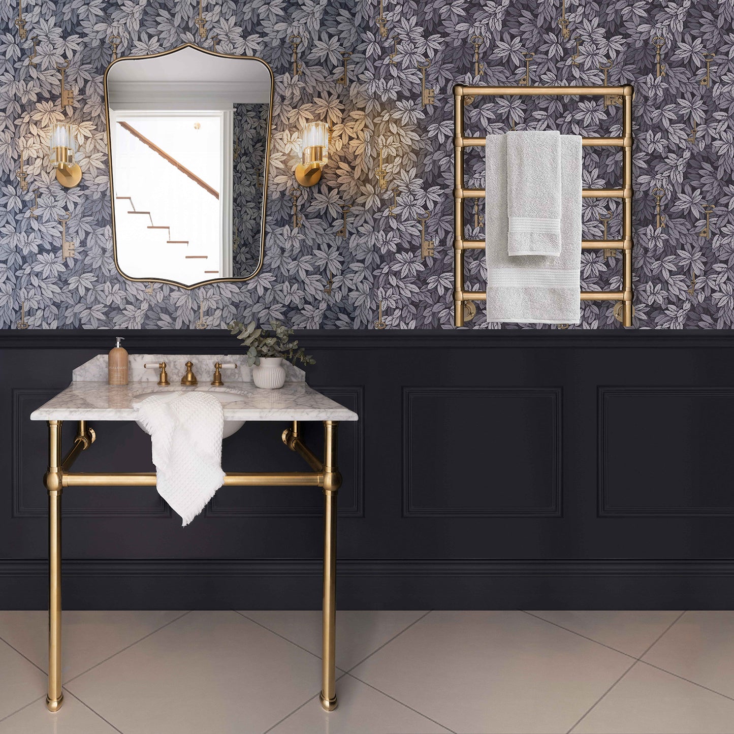 Mayer Heated Towel Rail â€“ Brushed Brass