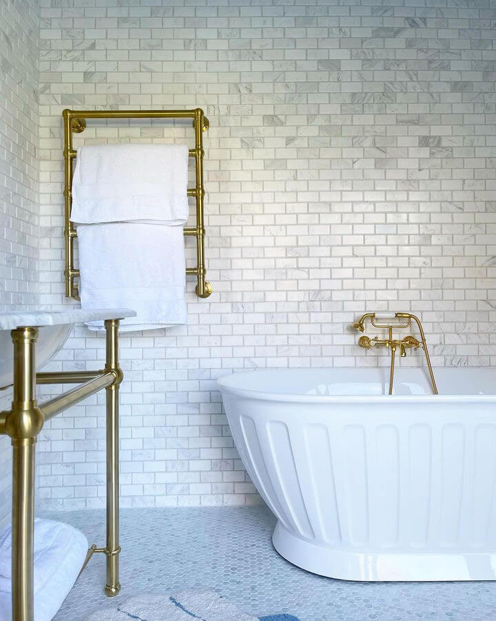 Mayer Heated Towel Rail â€“ Brushed Brass
