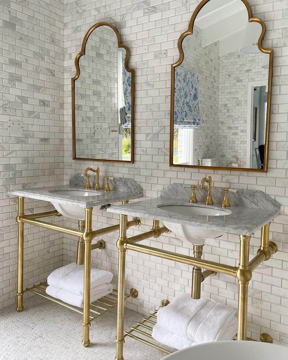 Mayer Brushed Brass Basin Stand With 75x55 Marble Top - 1TH